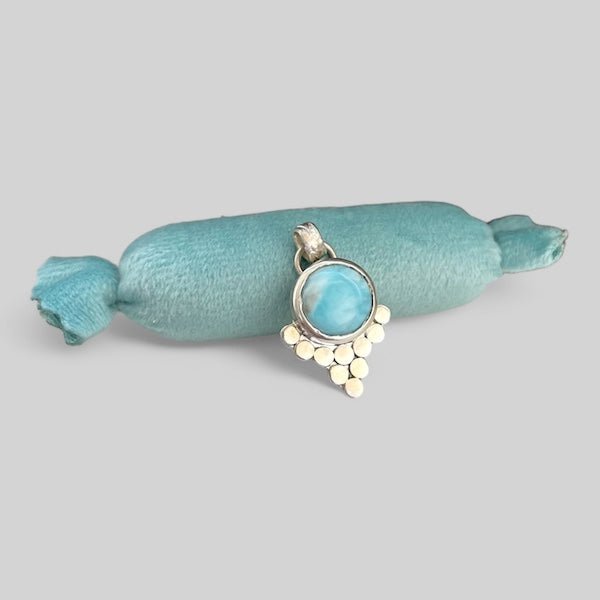 Colgante Redondo de Plata Larimar - Unicus Joyas